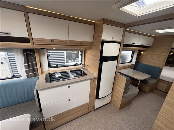Dethleffs Camper 730