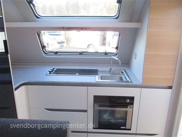 Adria Adora 613 HT