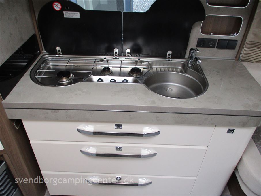 Hobby Prestige 560 LU
