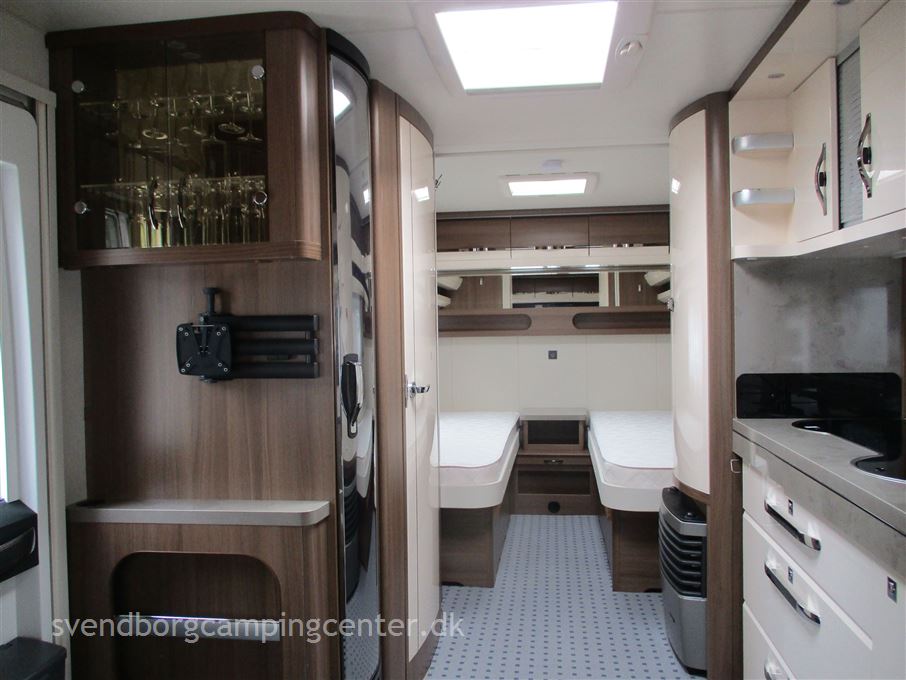 Hobby Prestige 560 LU