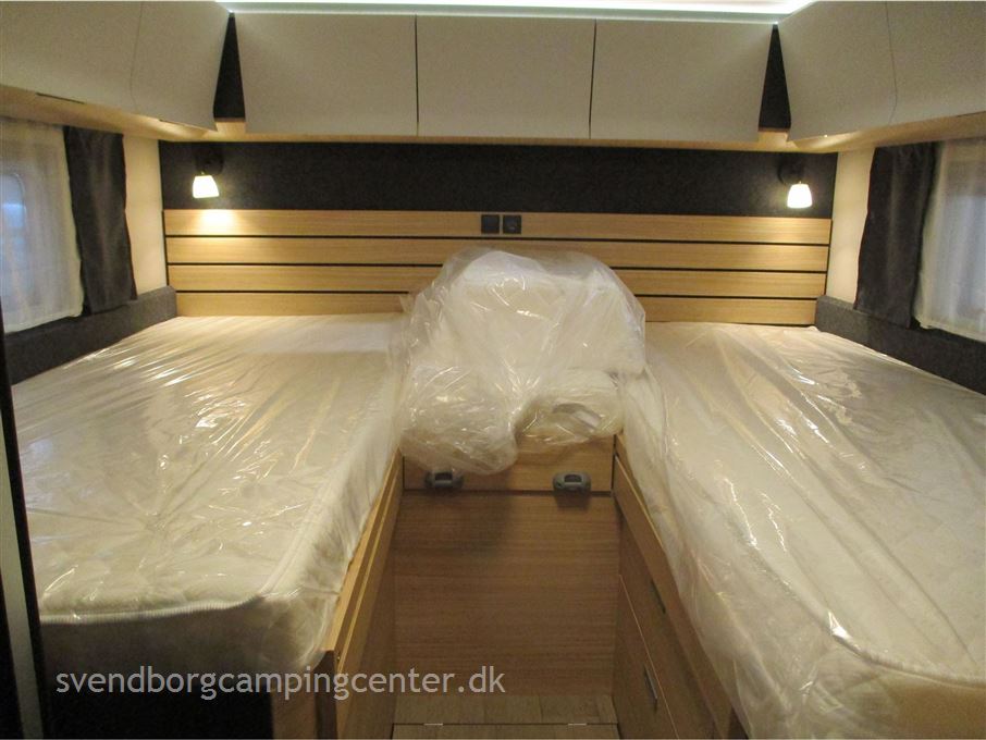 Hobby Optima De Luxe T 65 GE aut.