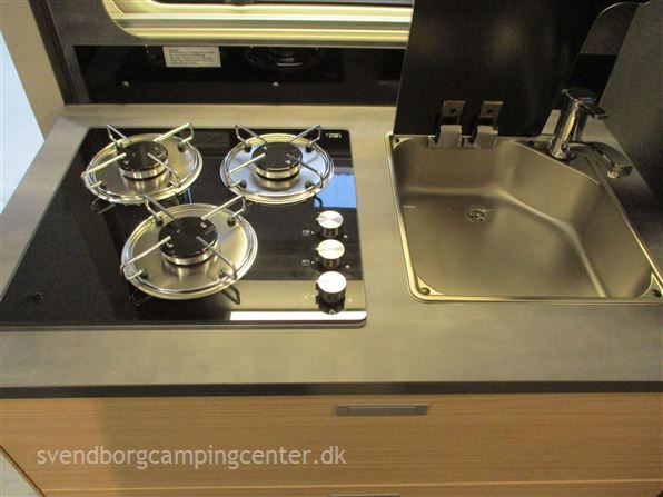 Hobby Optima De Luxe T 65 GE aut.