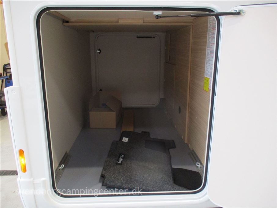 Hobby Optima De Luxe T 65 GE aut.
