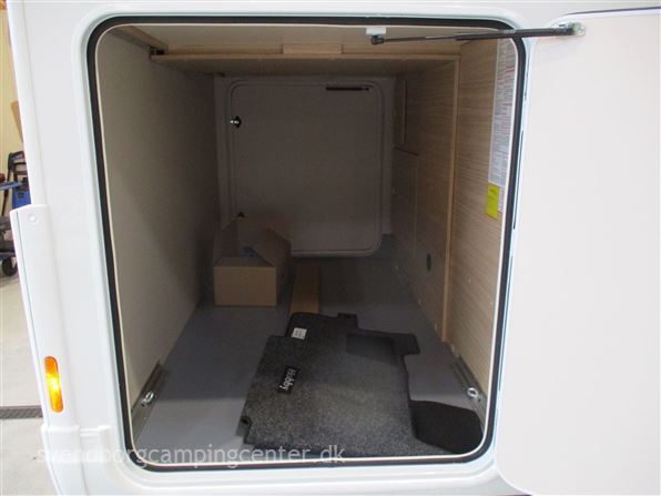 Hobby Optima De Luxe T 65 GE aut.