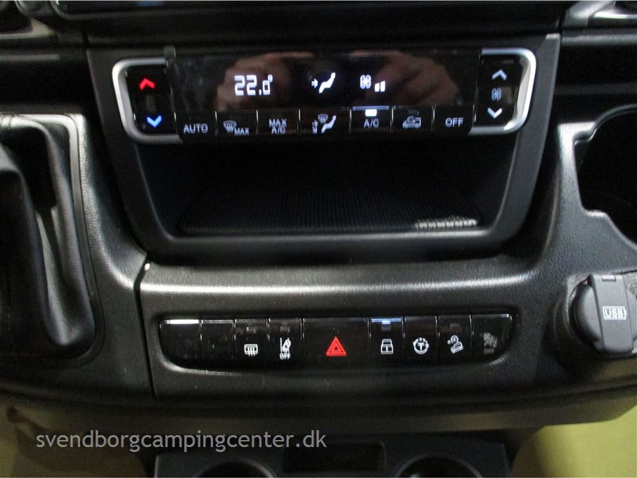 Hobby Optima De Luxe T 65 GE aut.