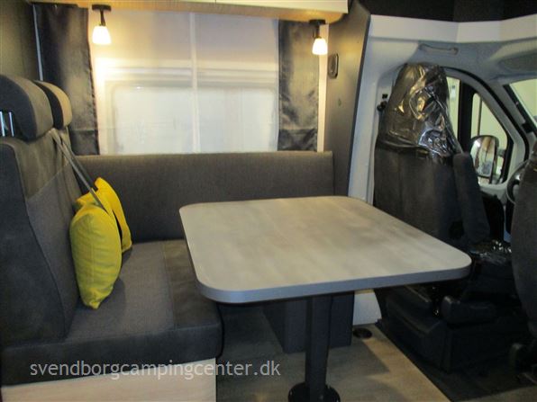 Hobby Optima De Luxe T 65 GE aut.