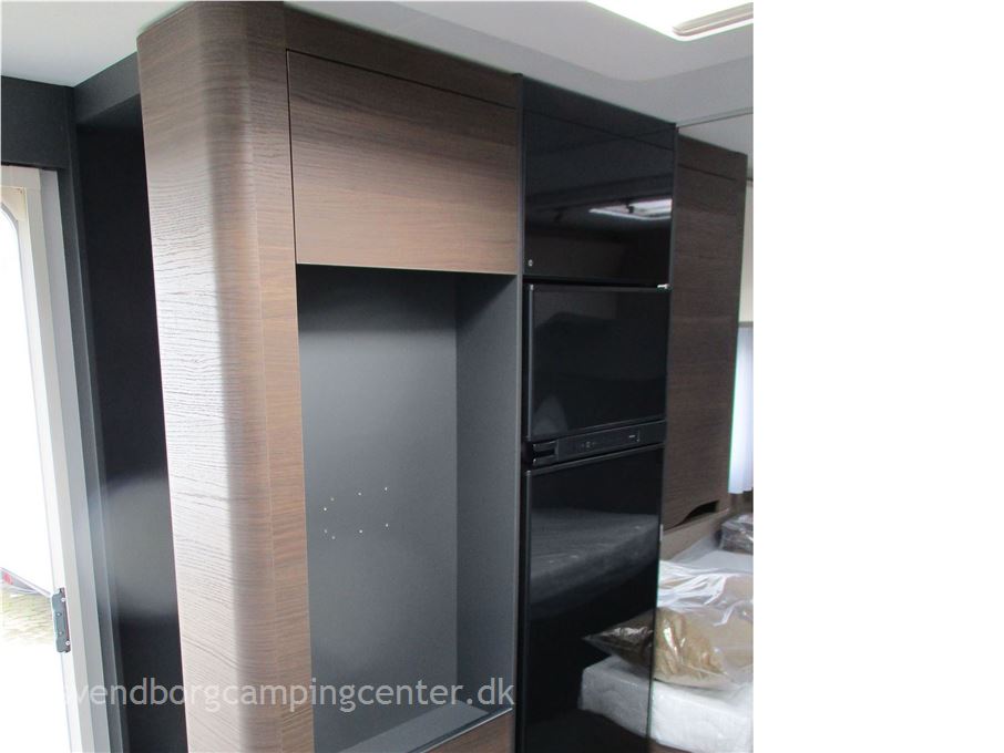 Adria Alpina 613 UT