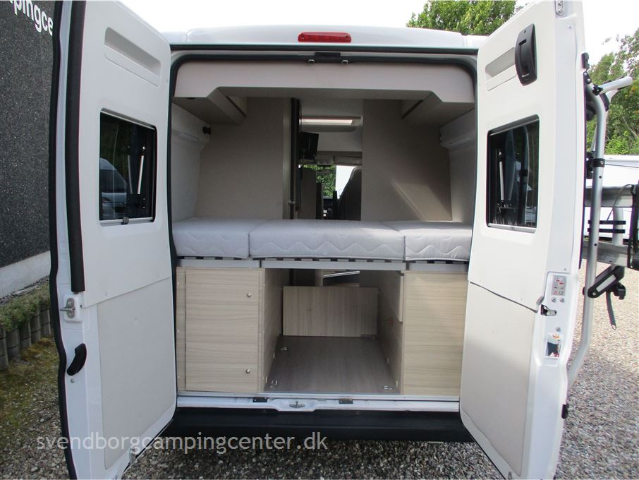 Adria Twin 600 SPX Plus