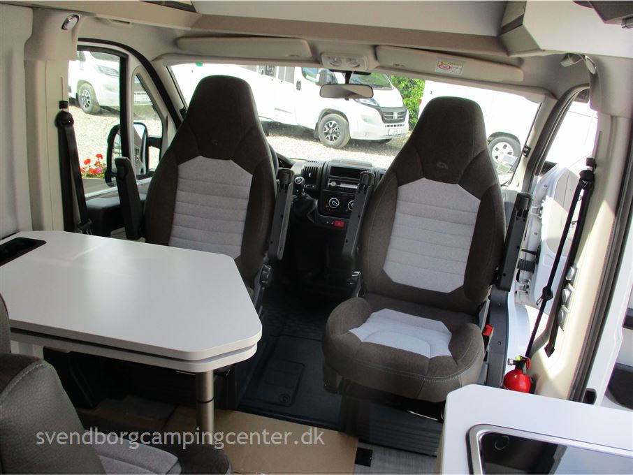 Adria Twin 600 SPX Plus