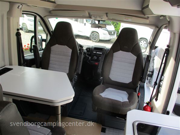 Adria Twin 600 SPX Plus