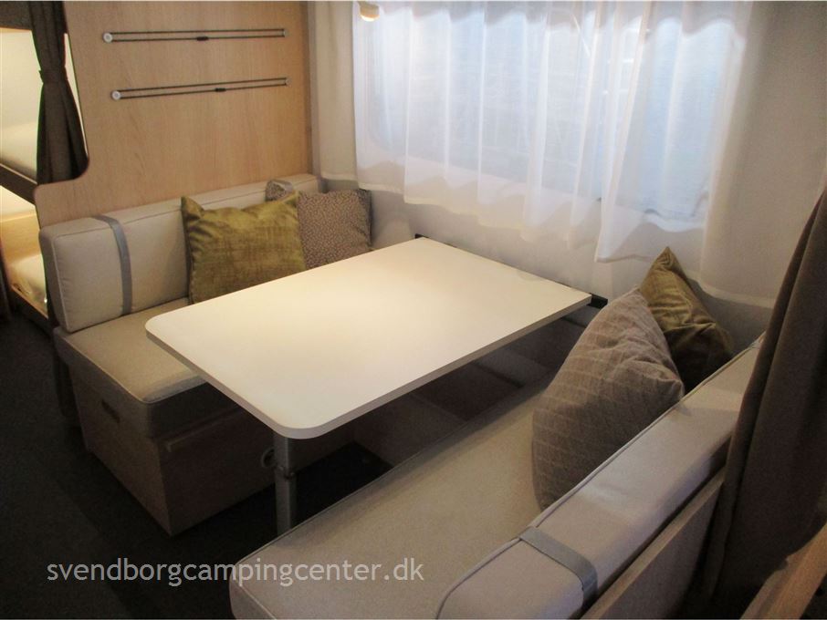 Adria Aviva 522 PT 3 køjer