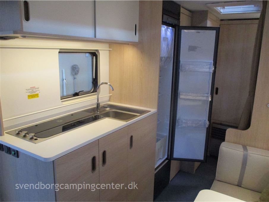 Adria Aviva 522 PT 3 køjer