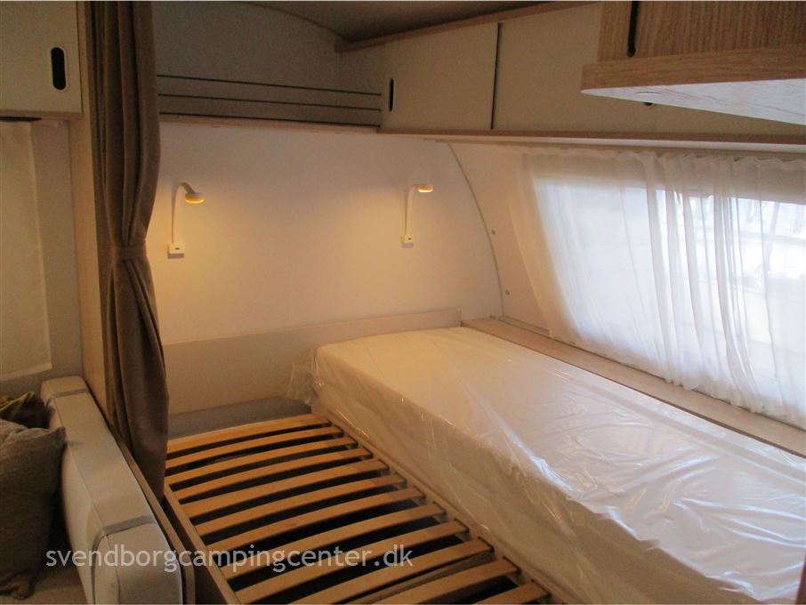 Adria Aviva 522 PT 3 køjer