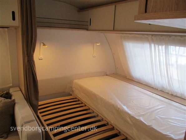 Adria Aviva 522 PT 3 køjer
