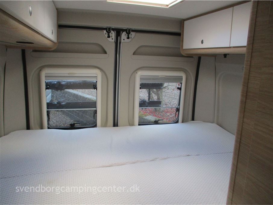 Dethleffs Roadcar van