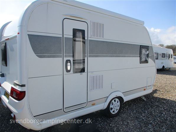 Hobby De Luxe 400 SFE