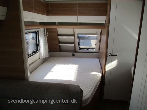 Hobby De Luxe 400 SFE