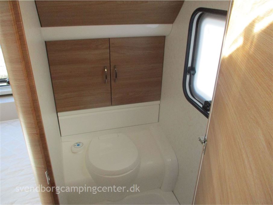 Hobby De Luxe 400 SFE