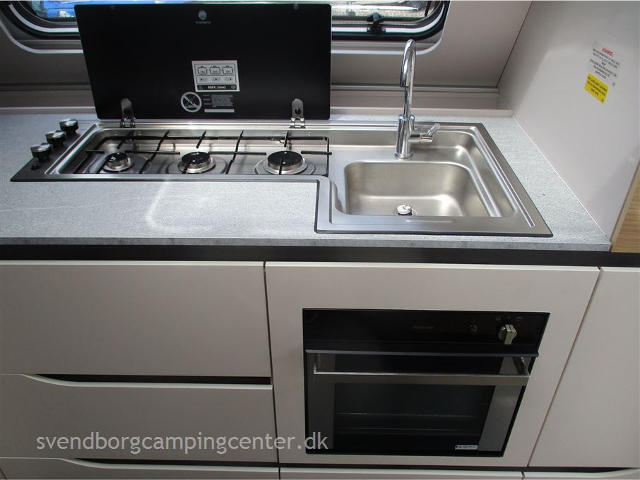 Adria Adora 613 HT