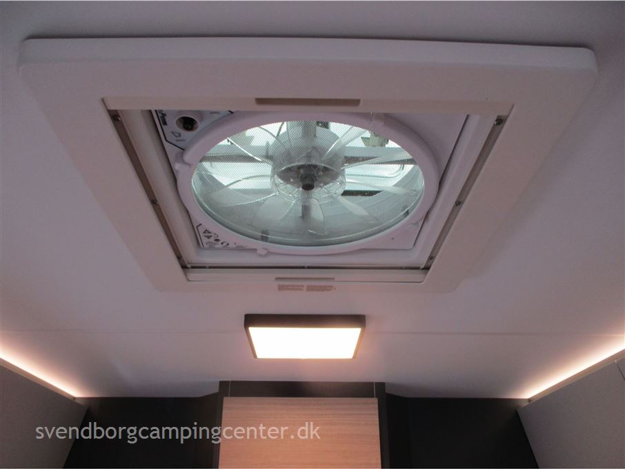 Hobby Optima De Luxe T70 E