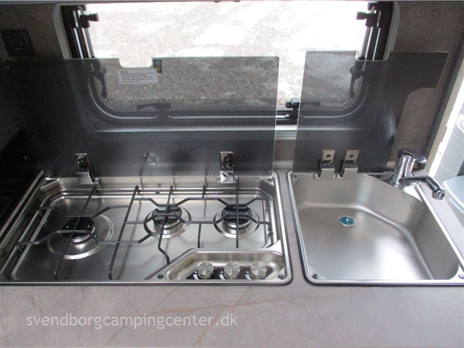 Hobby De Luxe 495 UL