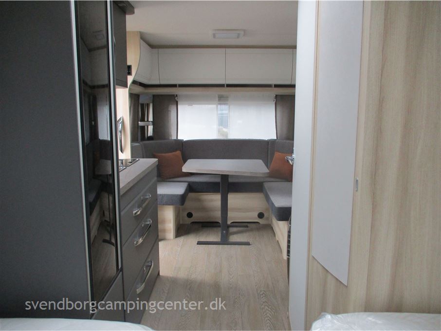 Hobby De Luxe 495 UL