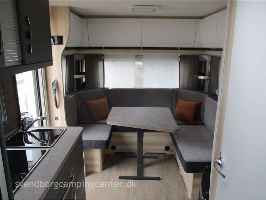 Hobby De Luxe 495 UL
