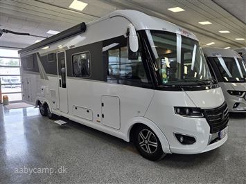 Frankia I 890 QD-B Titan