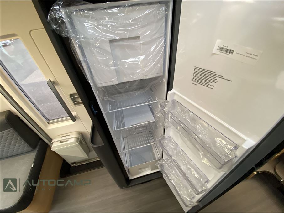 Adria Matrix Axess M650 SL