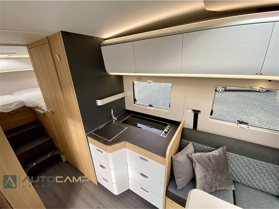 Adria Coral Plus S 670 DL