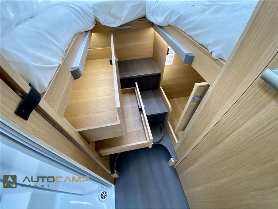 Adria Coral Plus S 670 DL