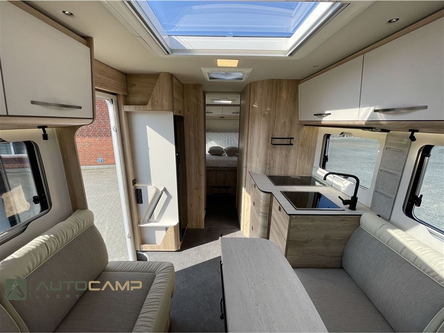Euramobil Profila T726 QF