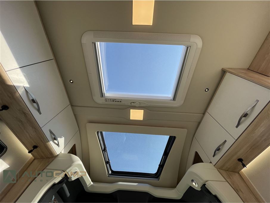 Euramobil Profila T726 QF