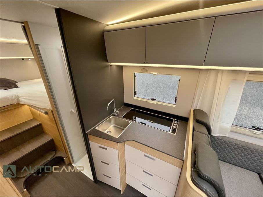 Adria Coral AXESS 650 SL