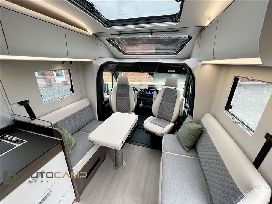 Adria Coral SUPREME S 670 DL