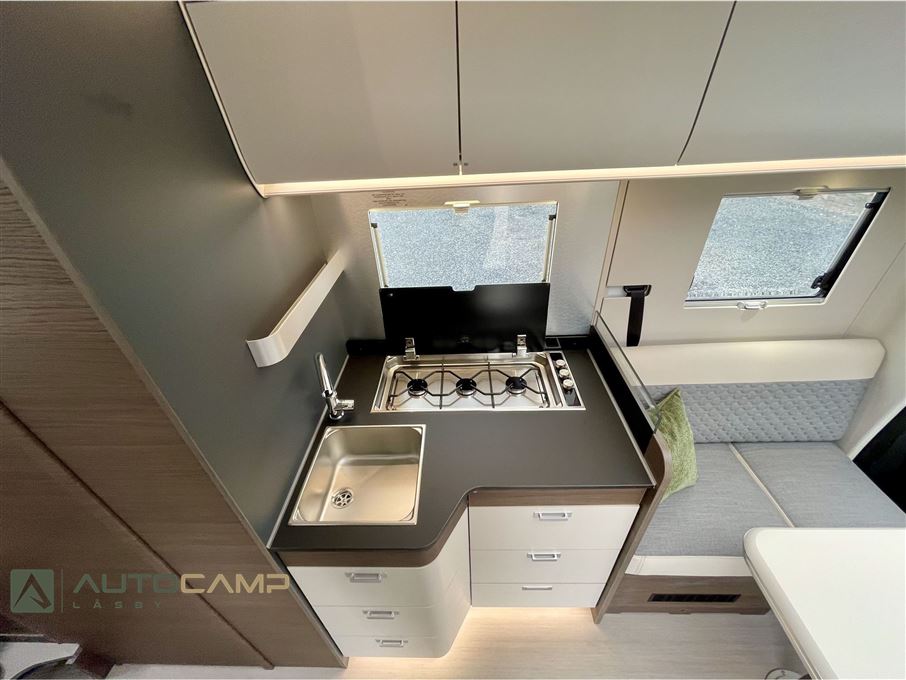 Adria Coral SUPREME S 670 DL