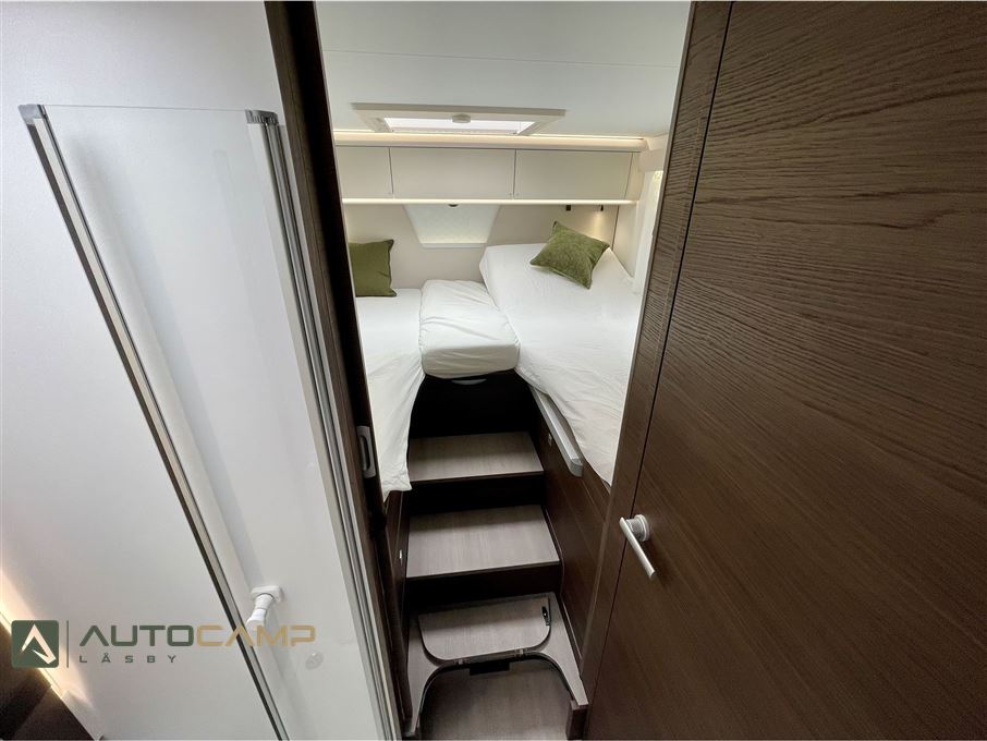 Adria Coral SUPREME S 670 DL