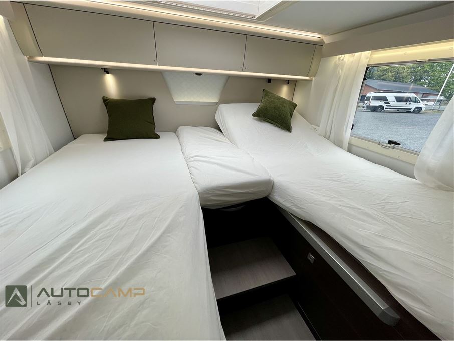 Adria Coral SUPREME S 670 DL