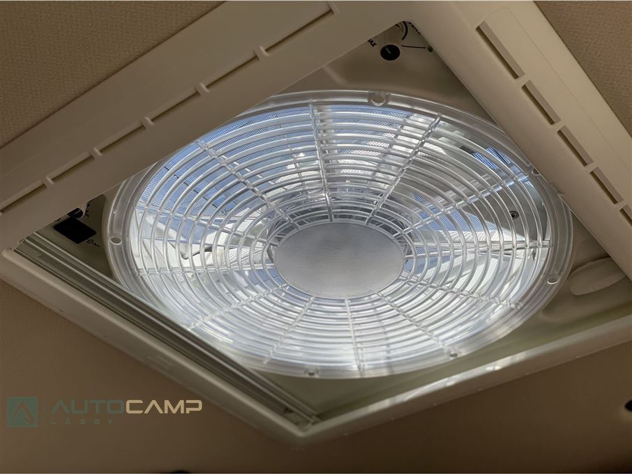 Euramobil Profila T696 EB