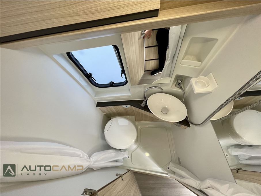 Adria Twin Axess 640 SL