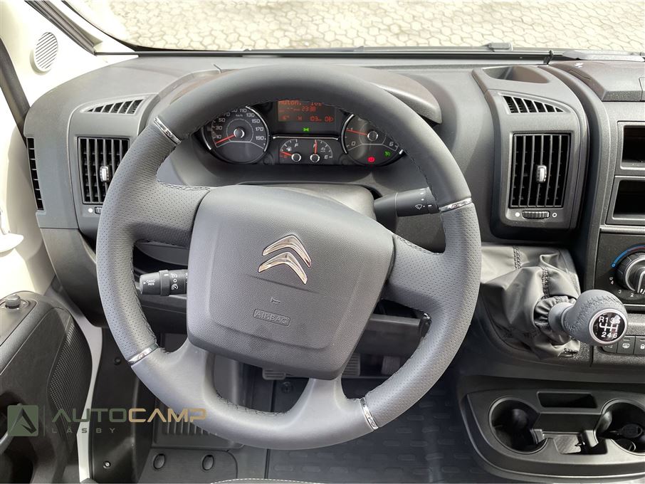 Adria Twin Axess 640 SL