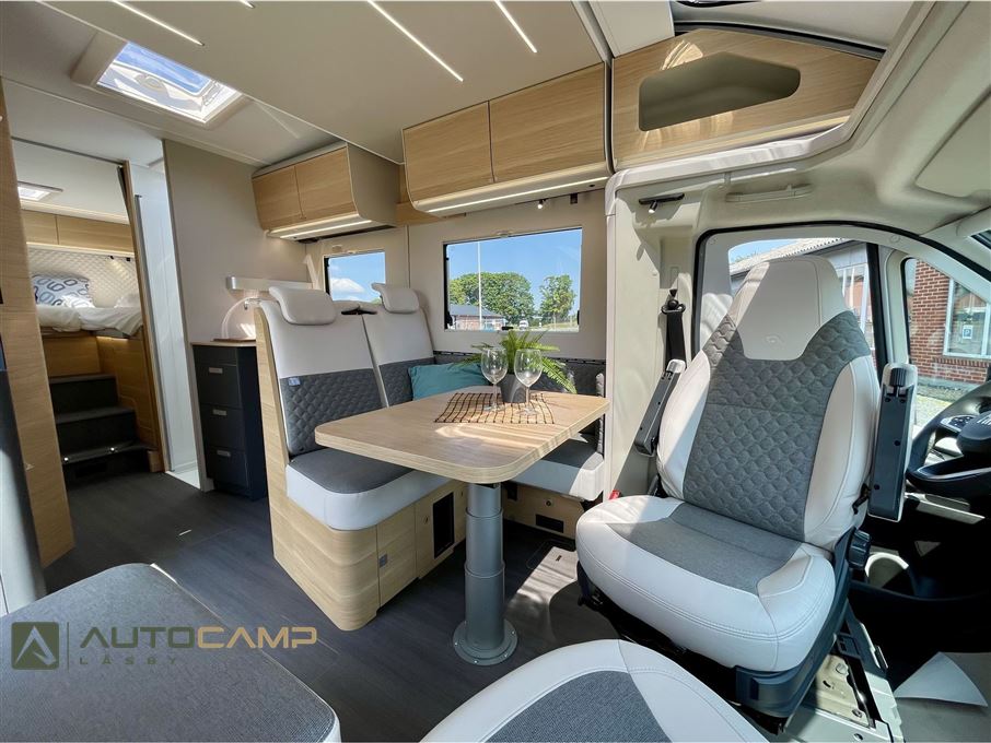 Adria Matrix M670 SL 60Y selection