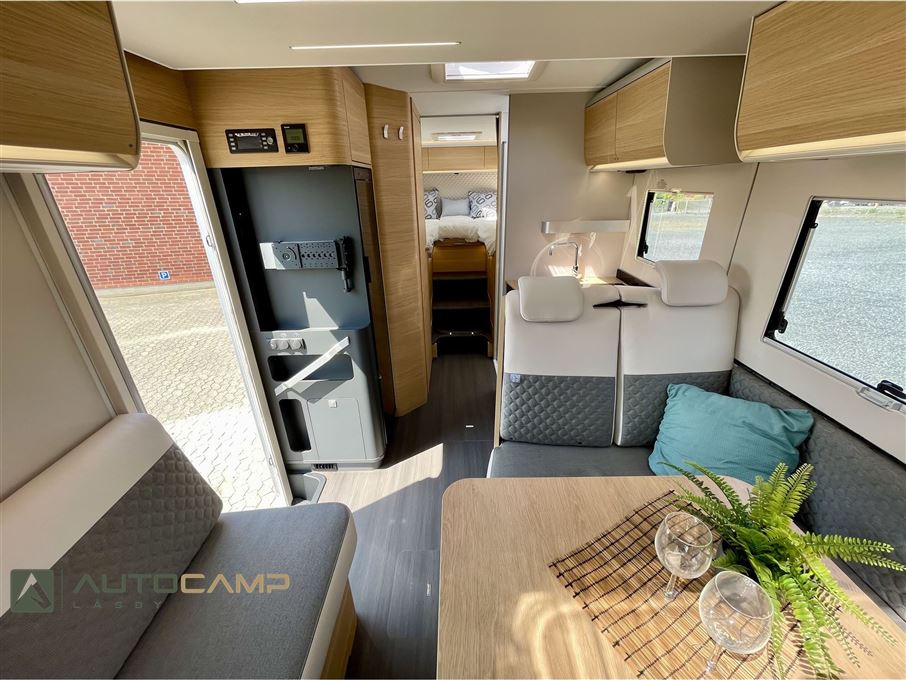 Adria Matrix M670 SL 60Y selection
