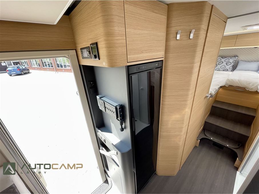 Adria Matrix M670 SL 60Y selection