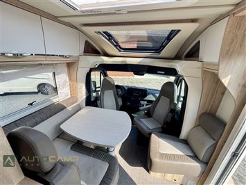 Euramobil Profila T676 EB "Premium Plus"