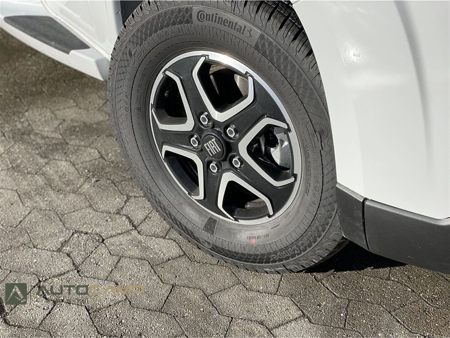 Adria Coral AXESS 650 SL