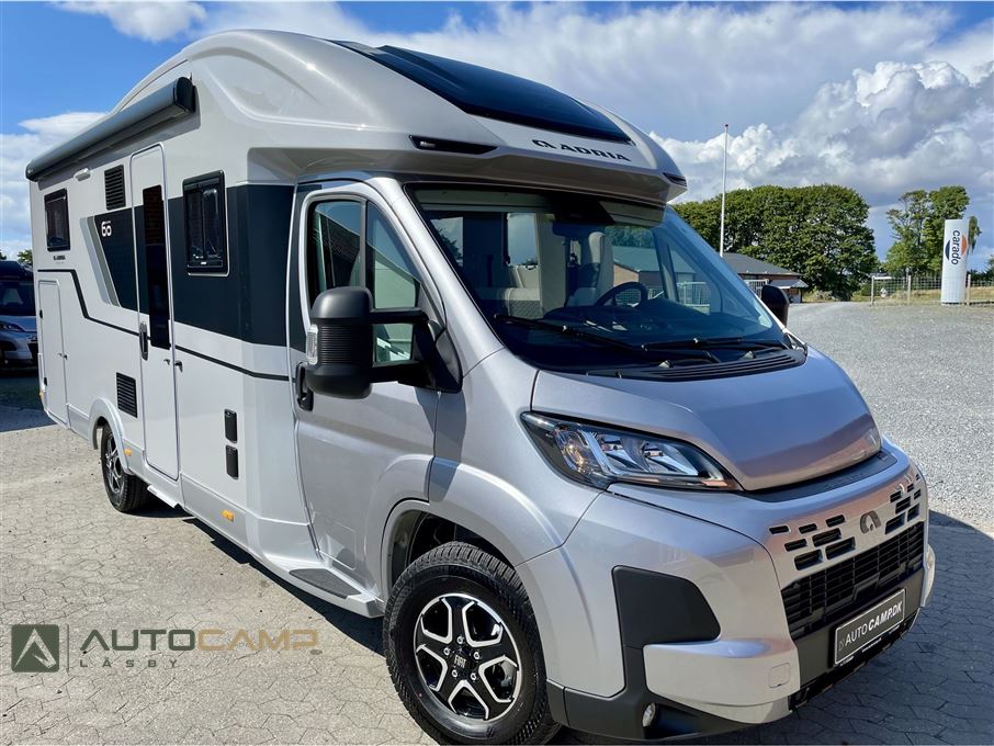 Adria Coral 670 DL 60Y selection