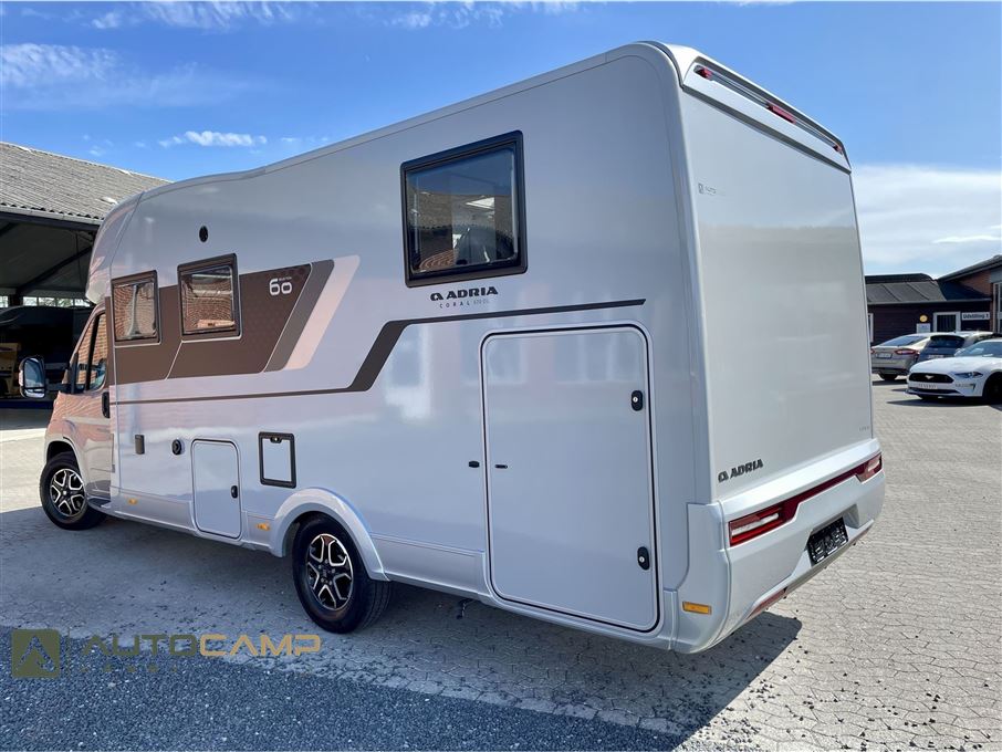 Adria Coral 670 DL 60Y selection