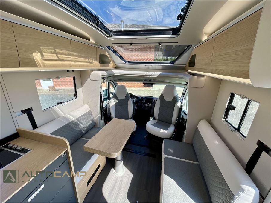 Adria Coral 670 DL 60Y selection