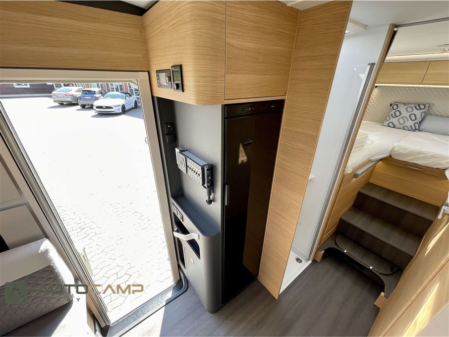 Adria Coral 670 DL 60Y selection